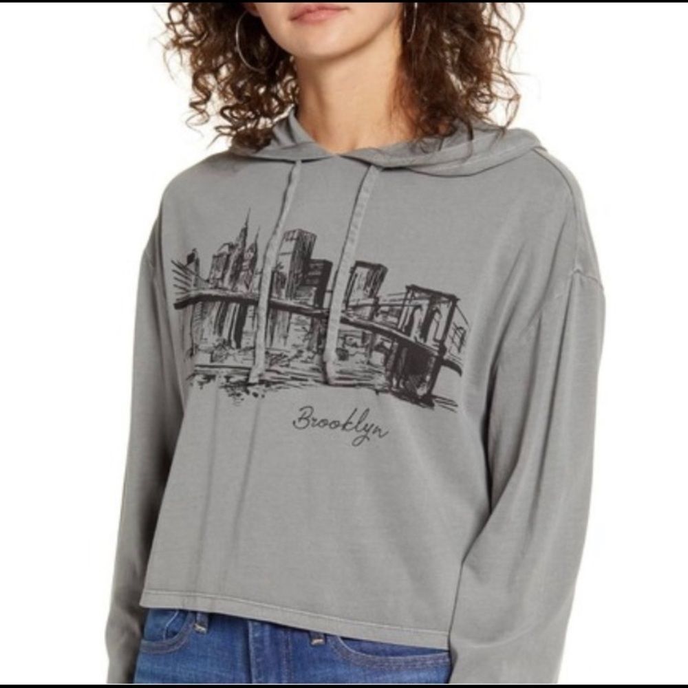 Cactus & Pearl Brooklyn Graphic Crop Hoodie Sz M